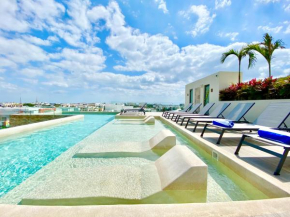 Amazing Modern Condo with Rooftop Pool an 350mg Wifi